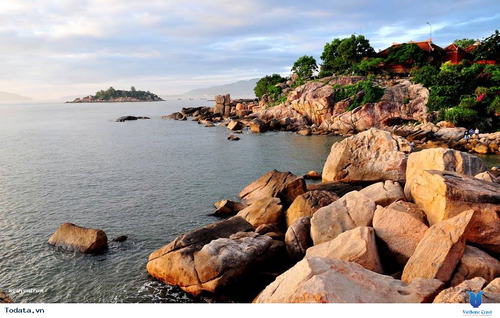 Hòn Chồng Nha Trang - Ảnh 4