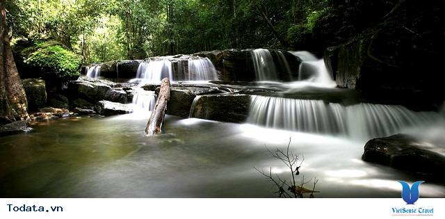 Khám phá các con suối xinh đẹp tại đảo ngọc Phú Quốc