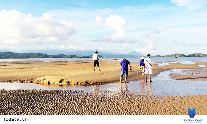 Khám phá Đồng Rui - Mũi Lòng Vàng (Quảng Ninh) - Ảnh 1