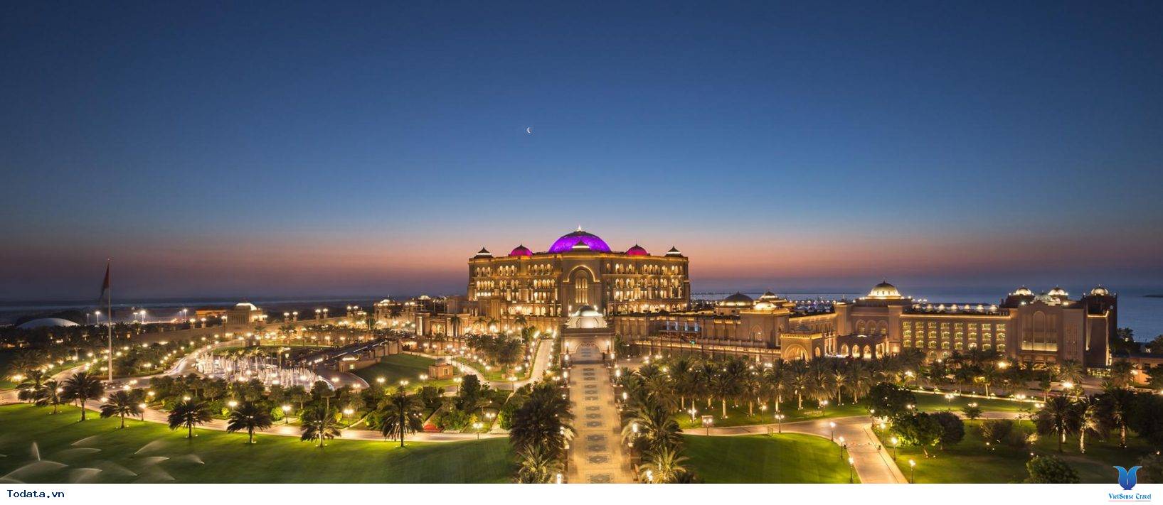 Khám Phá Khách Sạn 7 Sao Đẳng Cấp Emirates Palace - Ảnh 1 Khám Phá Khách Sạn 7 Sao Đẳng Cấp Emirates Palace - Ảnh 1