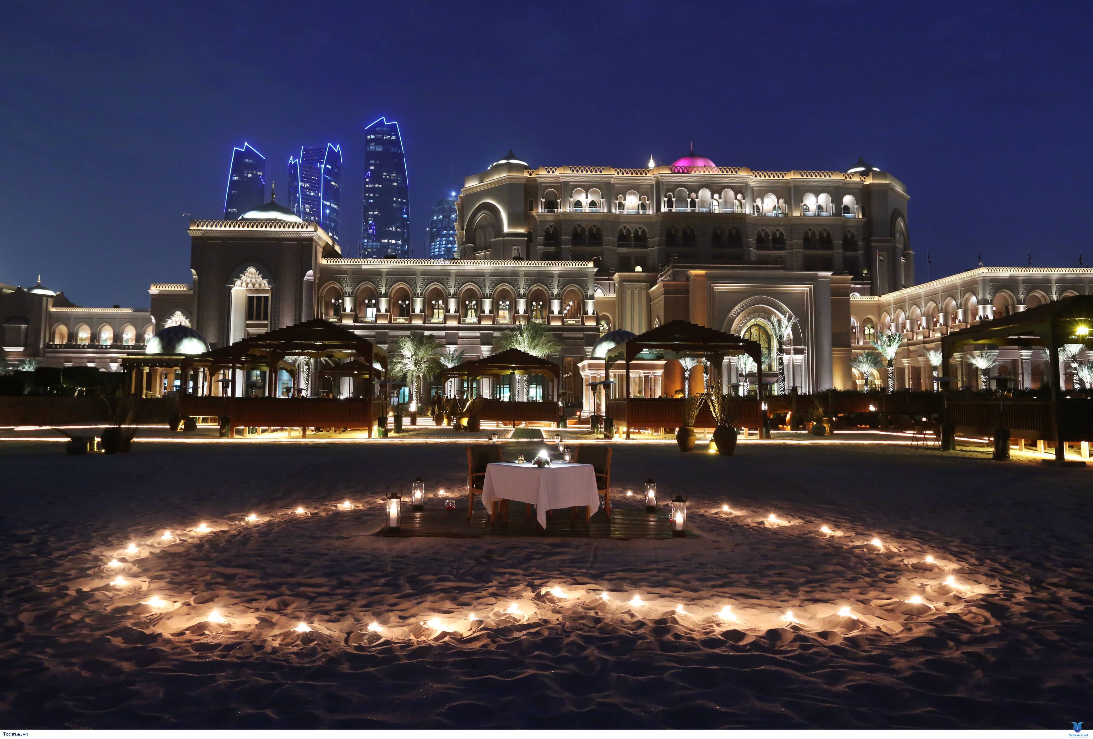 Khám Phá Khách Sạn 7 Sao Đẳng Cấp Emirates Palace - Ảnh 9 Khám Phá Khách Sạn 7 Sao Đẳng Cấp Emirates Palace - Ảnh 9