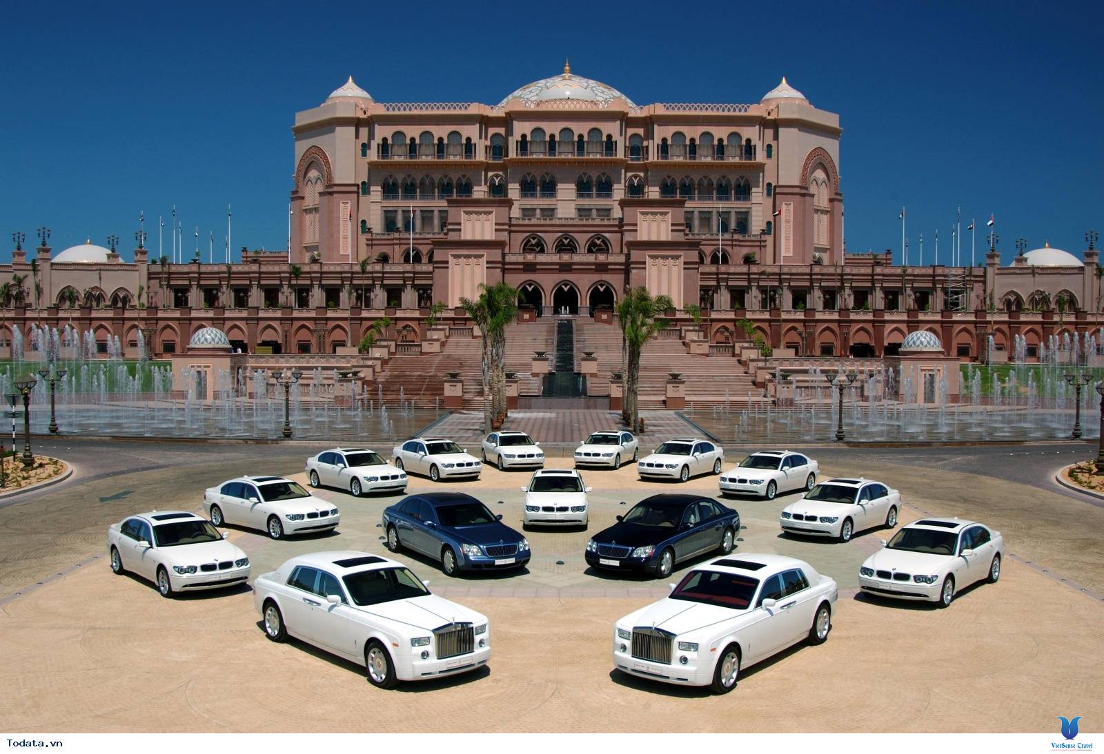 Khám Phá Khách Sạn 7 Sao Đẳng Cấp Emirates Palace - Ảnh 4 Khám Phá Khách Sạn 7 Sao Đẳng Cấp Emirates Palace - Ảnh 4