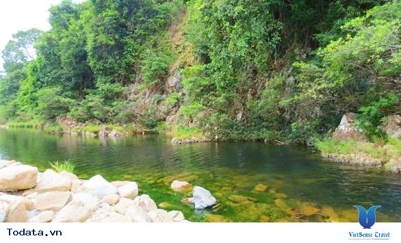 Khám phá những điểm du lịch đẹp nhất xứ Huế - Ảnh 11 Khám phá những điểm du lịch đẹp nhất xứ Huế - Ảnh 11