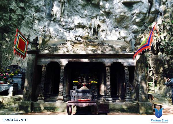 Khám Phá Những Điểm Du Lịch Tâm Linh Ở Ninh Bình - Ảnh 3