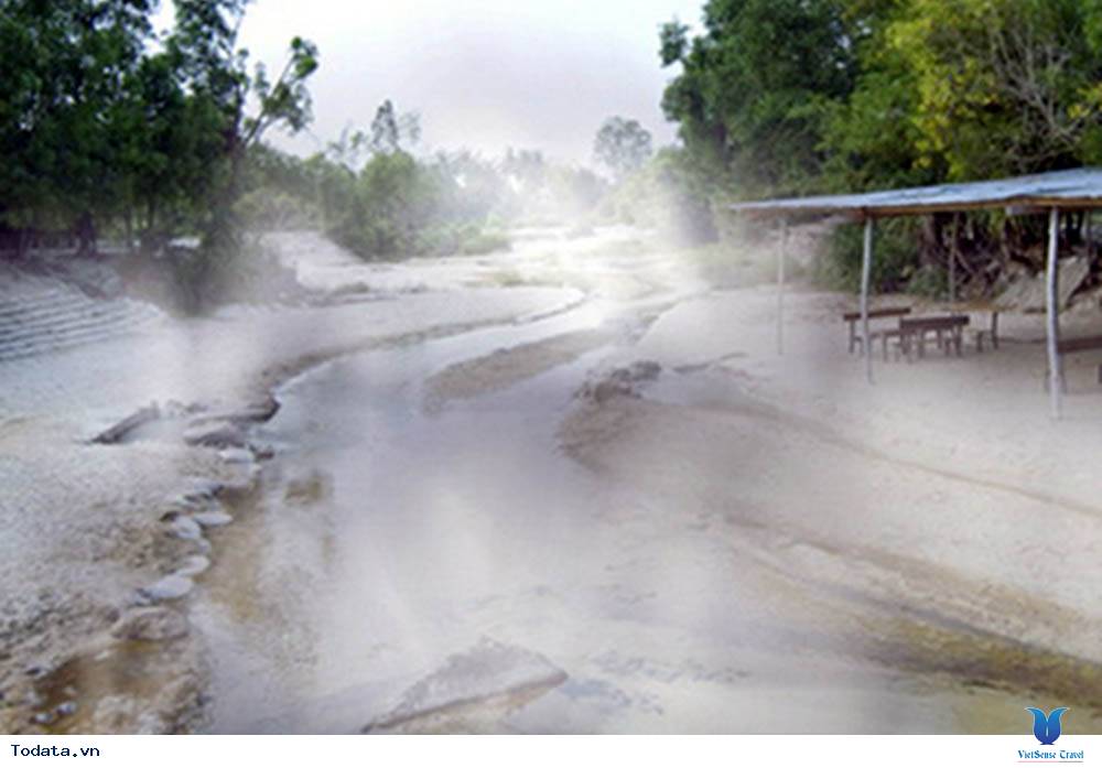 Khám Phá Suối Nước Nóng Bang Ở Quảng Bình - Ảnh 1 Khám Phá Suối Nước Nóng Bang Ở Quảng Bình - Ảnh 1