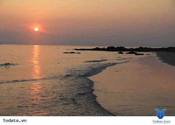 Khám Phá Vàn Chảy -Bãi Biển Hoang Sơ Nhất Cô Tô - Ảnh 3 Khám Phá Vàn Chảy -Bãi Biển Hoang Sơ Nhất Cô Tô - Ảnh 3