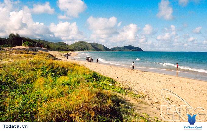 Khám phá vẻ đẹp đảo Quan Lạn - Ảnh 1