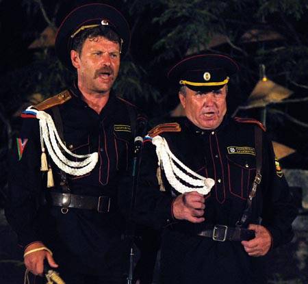 Khám phá vẻ đẹp điệu múa truyền thống của Nga - Ảnh 4 Khám phá vẻ đẹp điệu múa truyền thống của Nga - Ảnh 4