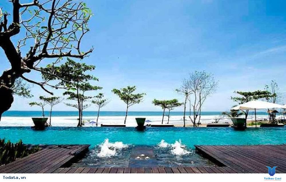 Khiêu vũ say sưa trên biển Seminyak - Ảnh 2 Khiêu vũ say sưa trên biển Seminyak - Ảnh 2