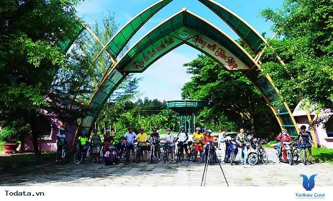 Khu du lịch sinh thái làng nổi Tân Lập (Long An) - Ảnh 1