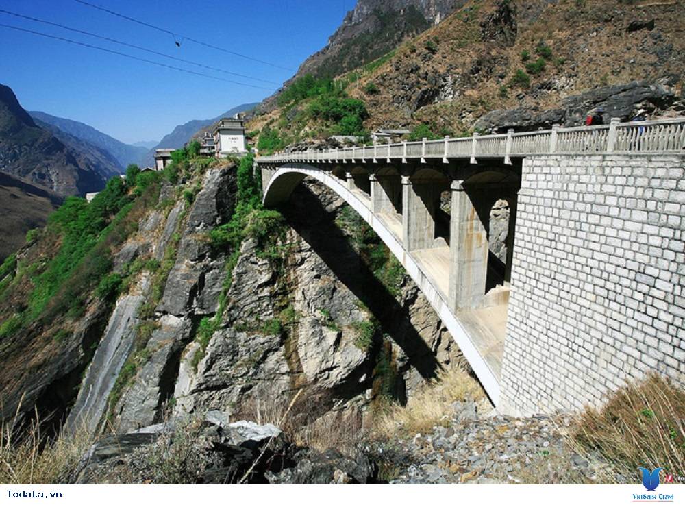 Kinh nghiệm du lịch cần biết đi Shangri-la - Ảnh 1 Kinh nghiệm du lịch cần biết đi Shangri-la - Ảnh 1