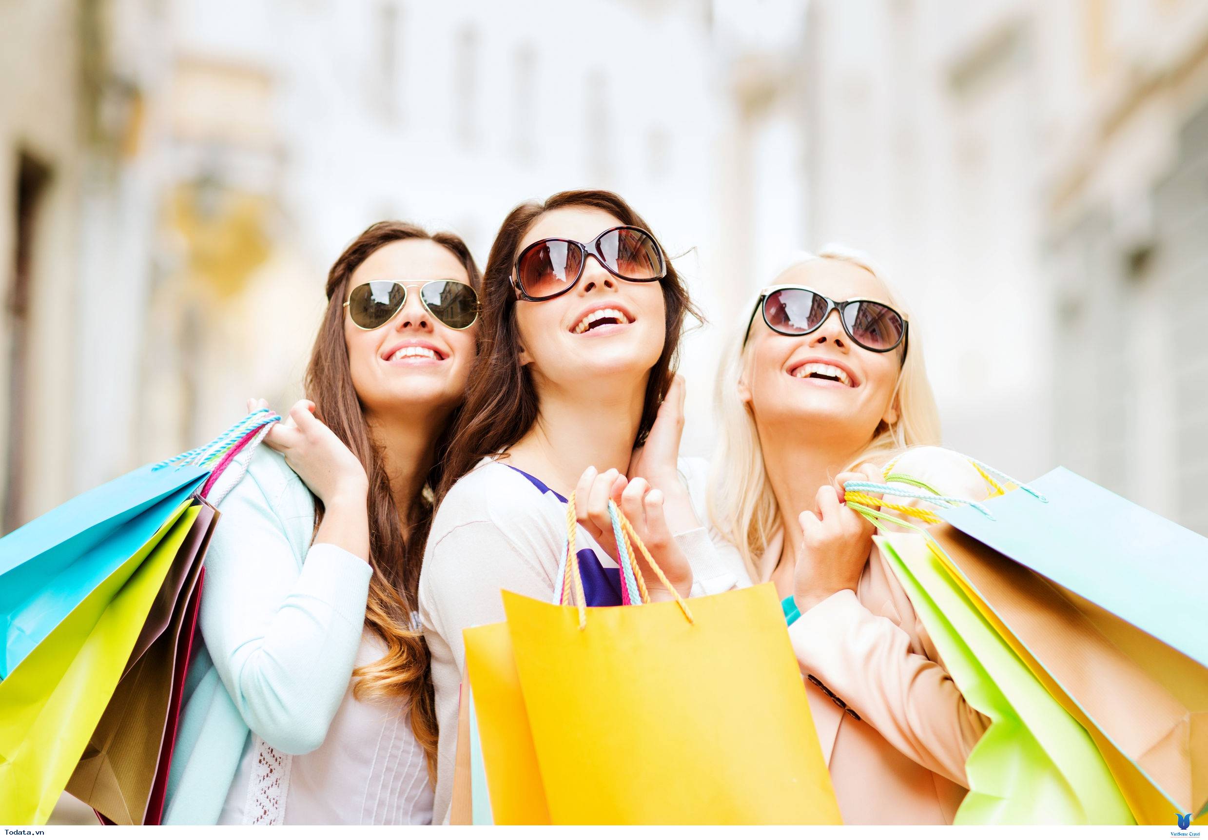 Kinh Nghiệm Mua Sắm Khi Đi Du Lịch Dubai - Ảnh 4 Kinh Nghiệm Mua Sắm Khi Đi Du Lịch Dubai - Ảnh 4