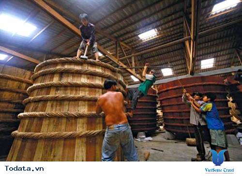 Làng nghề - Nhà thùng nước mắm Phú Quốc Làng nghề - Nhà thùng nước mắm Phú Quốc