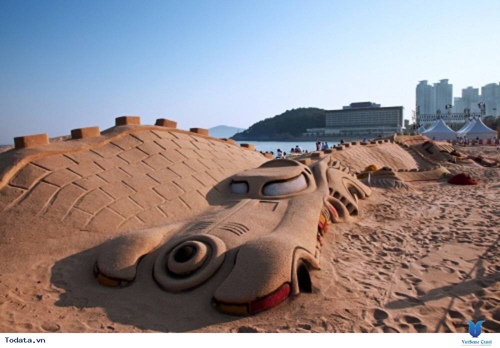 Lễ hội Cát Haeundae bên bờ biển Busan - Ảnh 2
