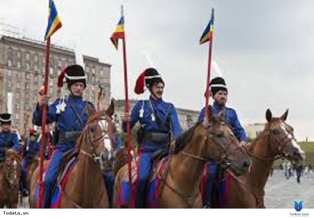 Lễ hội Cô Dắc ở miền nam nước Nga - Ảnh 2 Lễ hội Cô Dắc ở miền nam nước Nga - Ảnh 2