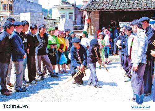 Lễ Hội Khèn Mông - Nét Đẹp Văn Hóa Trên Cao Nguyên Đá Đồng Văn - Ảnh 5 Lễ Hội Khèn Mông - Nét Đẹp Văn Hóa Trên Cao Nguyên Đá Đồng Văn - Ảnh 5