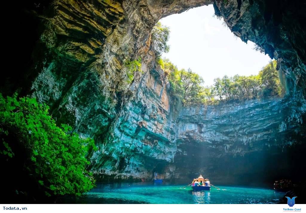 Lý do khiến động Phong Nha thu hút khách du lịch - Ảnh 6