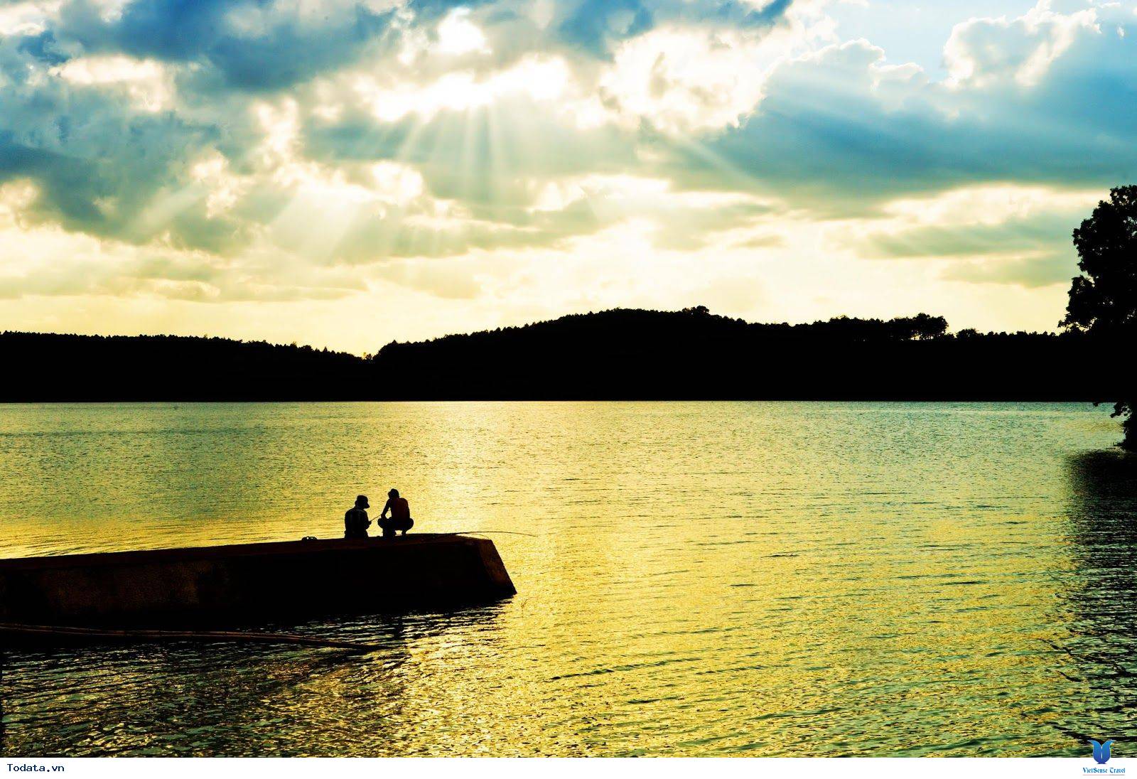 Mênh Mông Biển Hồ - Ảnh 2 Mênh Mông Biển Hồ - Ảnh 2