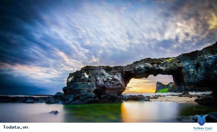 Một số địa điểm bạn cần biết khi đi du lịch Lý Sơn - Ảnh 2