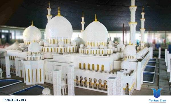 Một Vài Việc Không Nên Làm Khi Bạn Đi Du Lịch Ở Dubai - Ảnh 1 Một Vài Việc Không Nên Làm Khi Bạn Đi Du Lịch Ở Dubai - Ảnh 1