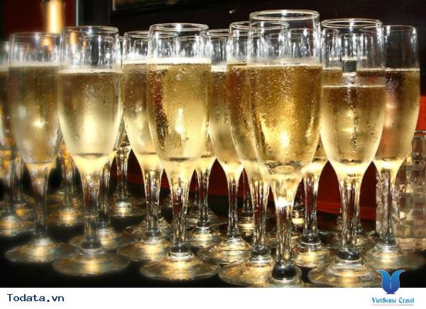 Một Vài Việc Không Nên Làm Khi Bạn Đi Du Lịch Ở Dubai - Ảnh 2 Một Vài Việc Không Nên Làm Khi Bạn Đi Du Lịch Ở Dubai - Ảnh 2