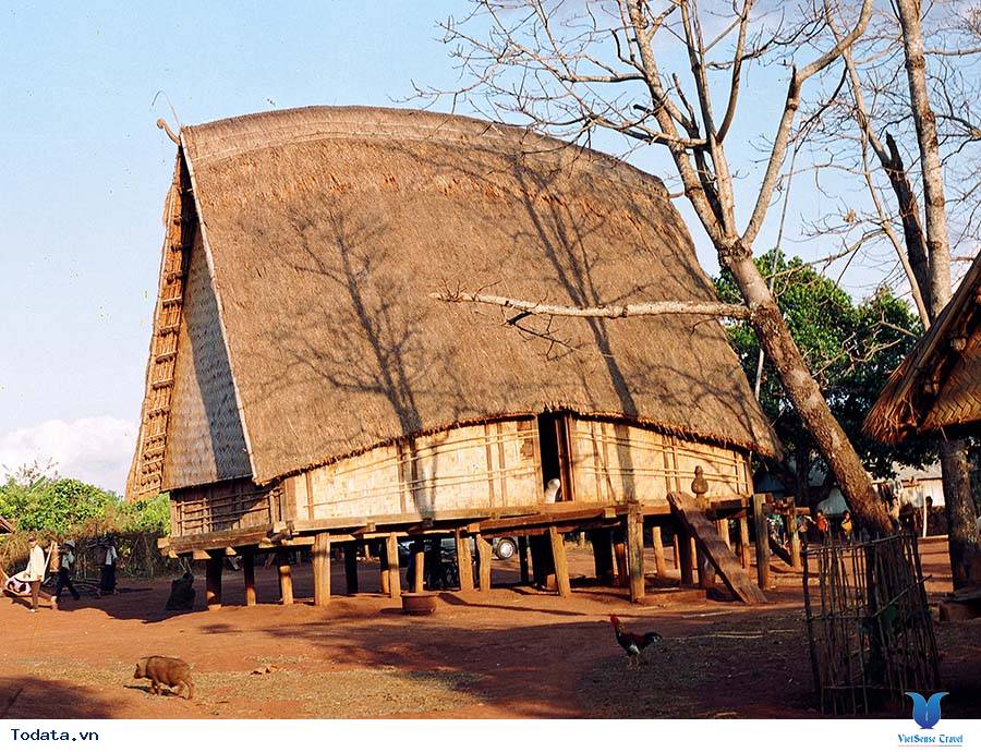 Nét Đẹp Kiến Trúc Nhà Rông Của Núi Rừng Tây Nguyên - Ảnh 3 Nét Đẹp Kiến Trúc Nhà Rông Của Núi Rừng Tây Nguyên - Ảnh 3