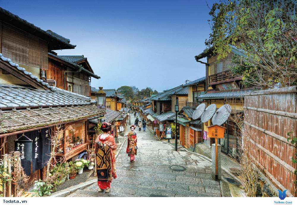 Ngắm càng nàng geisha xinh đẹp ở khu phố cổ Gion - Ảnh 1