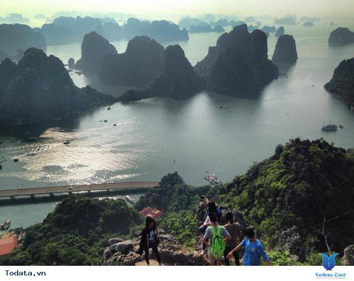 Ngắm Nhìn Hạ Long Từ Đỉnh Núi Bài Thơ - Ảnh 6 Ngắm Nhìn Hạ Long Từ Đỉnh Núi Bài Thơ - Ảnh 6