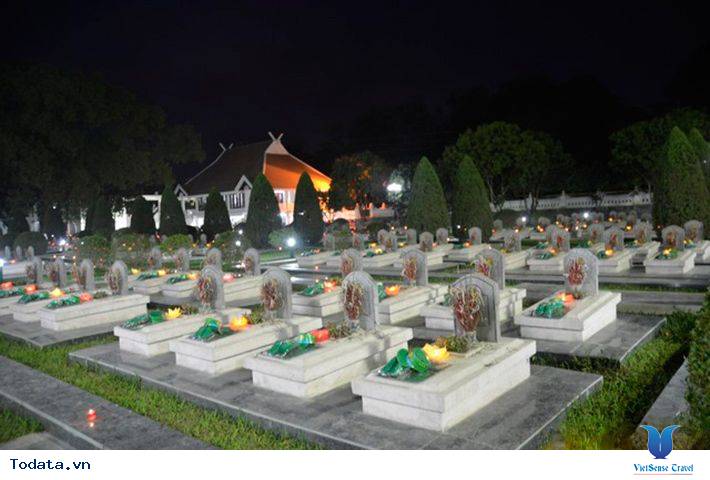 Nghiêng Mình Nơi Nghĩa Trang Liệt Sĩ Đồi A1 - Ảnh 2