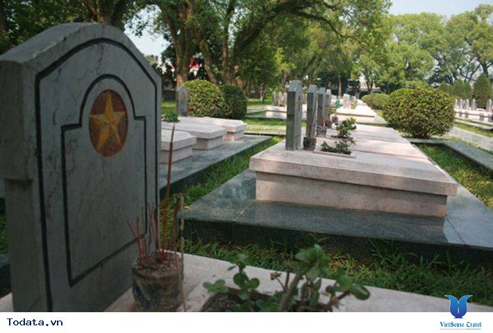 Nghiêng Mình Nơi Nghĩa Trang Liệt Sĩ Đồi A1 - Ảnh 4