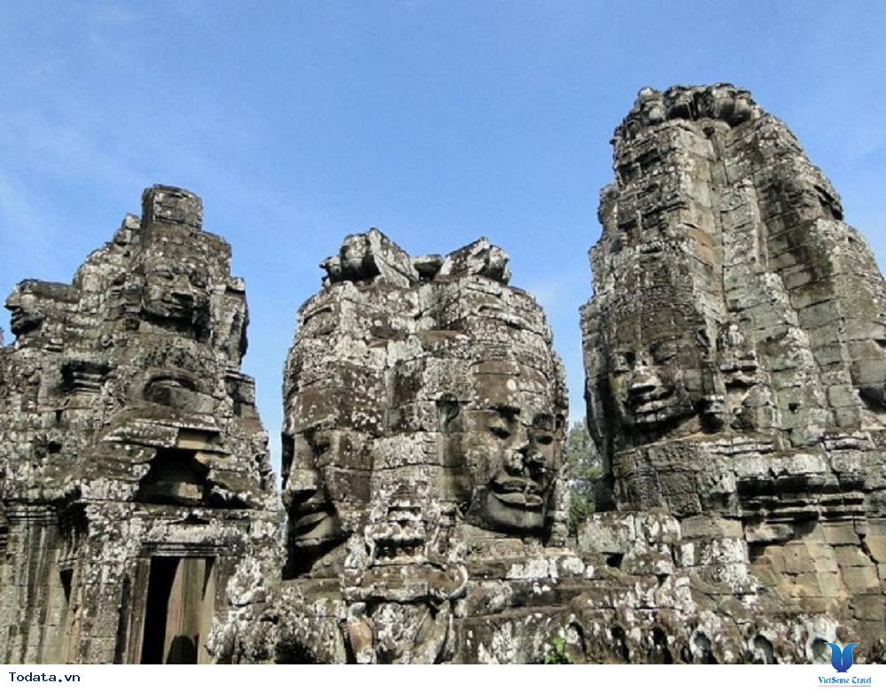 Ngôi đền bí ẩn Bayon của đất nước Campuchia - Ảnh 1