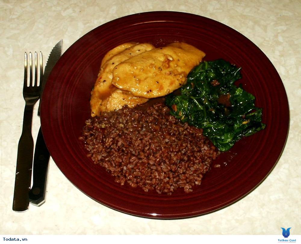 Ngon miệng với cơm chiên gạo đỏ - Ảnh 2