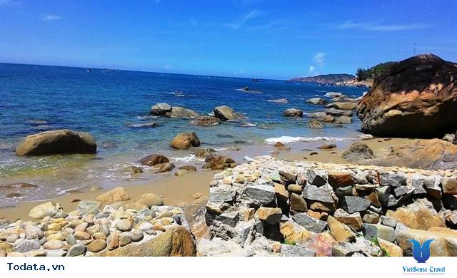 Những bãi biển đẹp nhất ở Quy Nhơn để checkin cháy máy - Ảnh 5