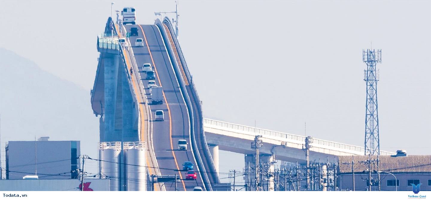 Những cây cầu nhân tạo đẹp nhất tại Nhật Bản - Ảnh 1