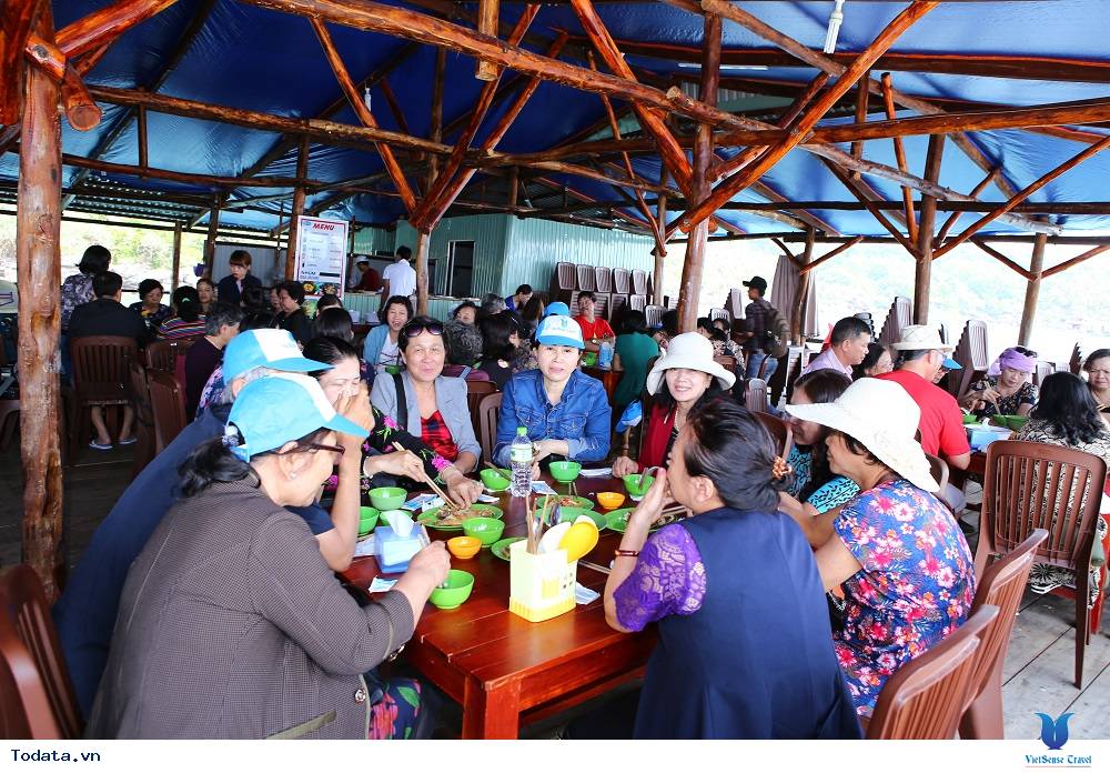 Niềm vui bất tận của đoàn thầy cô và các bạn học sinh miền Nam trải nghiệm tour du lịch Phú Quốc - Ảnh 6