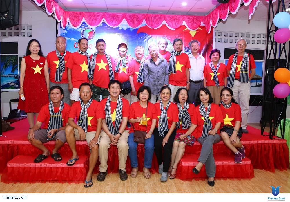 Niềm vui bất tận của đoàn thầy cô và các bạn học sinh miền Nam trải nghiệm tour du lịch Phú Quốc - Ảnh 4