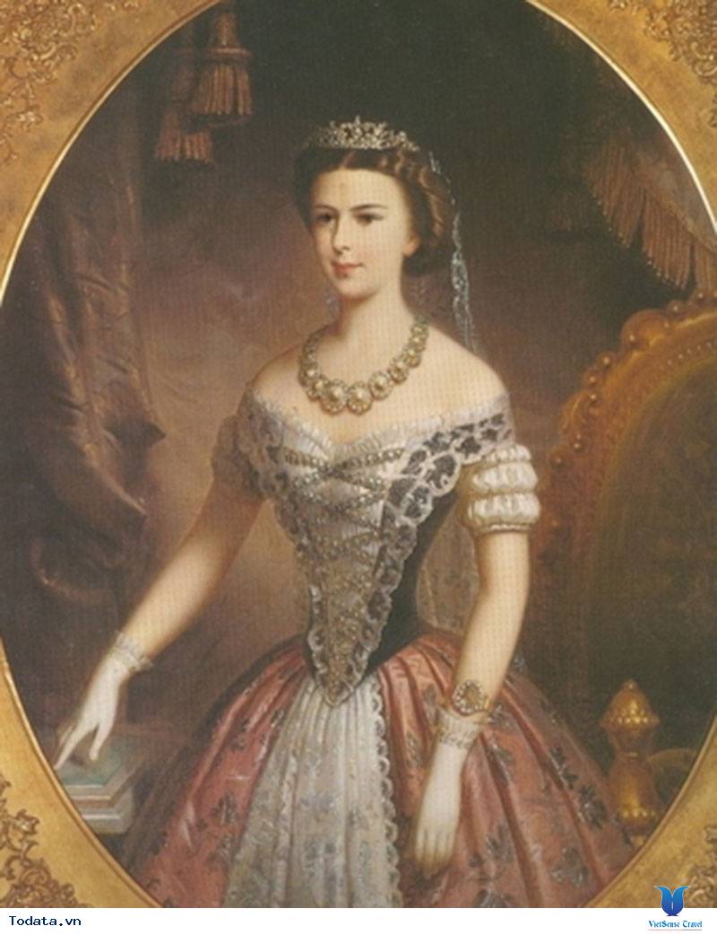 Nữ hoàng Elisabeth, người đẹp nhất Châu Âu - Ảnh 1