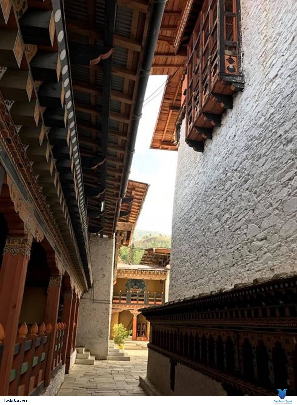 Pháo đài Simtokha Dzong uy nghi, tráng lệ - Ảnh 1 Pháo đài Simtokha Dzong uy nghi, tráng lệ - Ảnh 1