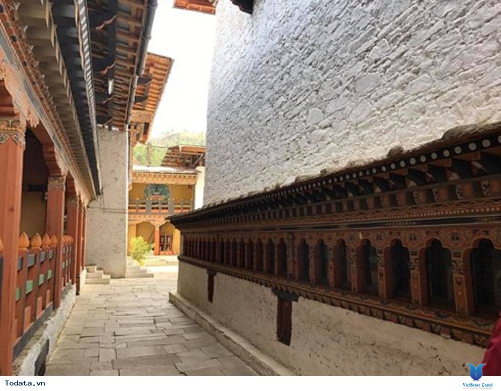 Pháo đài Simtokha Dzong uy nghi, tráng lệ - Ảnh 2 Pháo đài Simtokha Dzong uy nghi, tráng lệ - Ảnh 2
