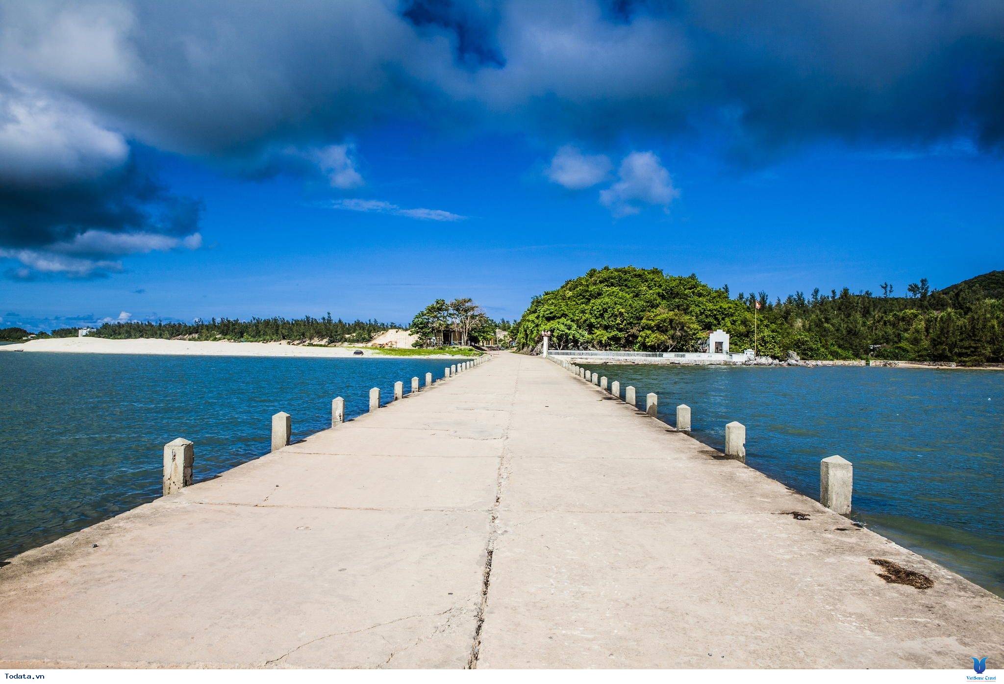 Quan  Lạn, Bãi Biển Đẹp Và Hoang Sơ Nhất - Ảnh 8