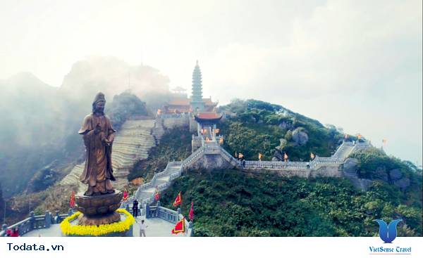 Quần Thể Tâm Linh Trên Đỉnh Fansipan - Điểm Đến lễ Phật Cầu An Hút Khách Du Lịch - Ảnh 9 Quần Thể Tâm Linh Trên Đỉnh Fansipan - Điểm Đến lễ Phật Cầu An Hút Khách Du Lịch - Ảnh 9