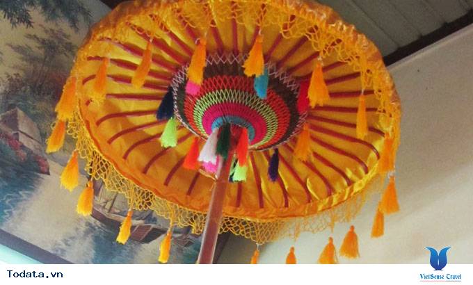 Sắc màu chiếc lọng cung đình Huế - Ảnh 1