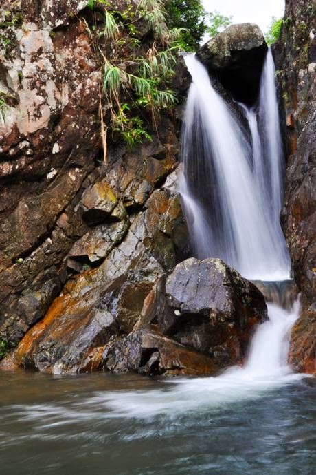 Thác Pạc Sủi (Quảng Ninh) - Điểm nhấn du lịch - Ảnh 1