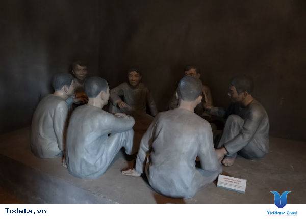 Thăm Nhà Tù Sơn La, Nơi Tình Yêu Tổ Quốc Mãi Bùng Cháy - Ảnh 4 Thăm Nhà Tù Sơn La, Nơi Tình Yêu Tổ Quốc Mãi Bùng Cháy - Ảnh 4