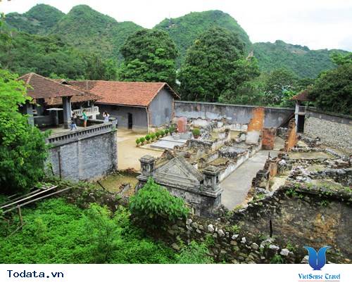 Thăm Nhà Tù Sơn La, Nơi Tình Yêu Tổ Quốc Mãi Bùng Cháy - Ảnh 1 Thăm Nhà Tù Sơn La, Nơi Tình Yêu Tổ Quốc Mãi Bùng Cháy - Ảnh 1