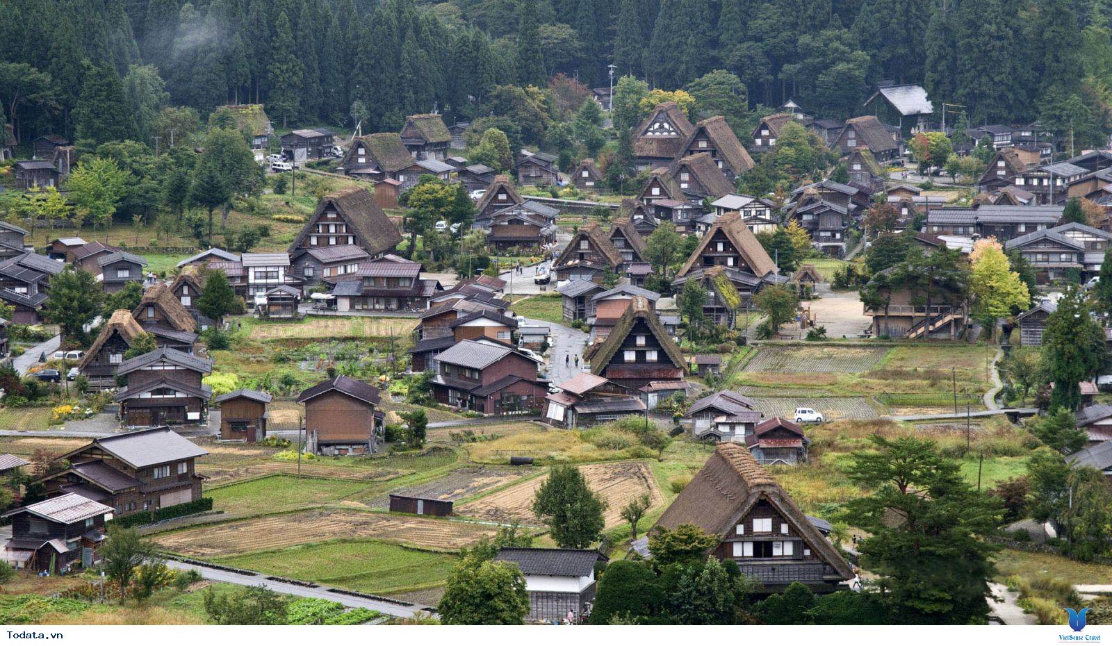 Tham quan hai ngôi làng cổ nhất của Nhật Bản - Ảnh 1