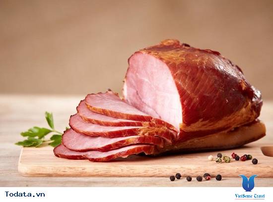 Thịt xông khói thơm ngon, béo ngậy - Ảnh 1