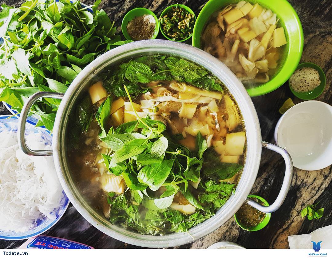 Thơm Ngon Lẩu Gà Lá É Đà Lạt - Ảnh 2 Thơm Ngon Lẩu Gà Lá É Đà Lạt - Ảnh 2