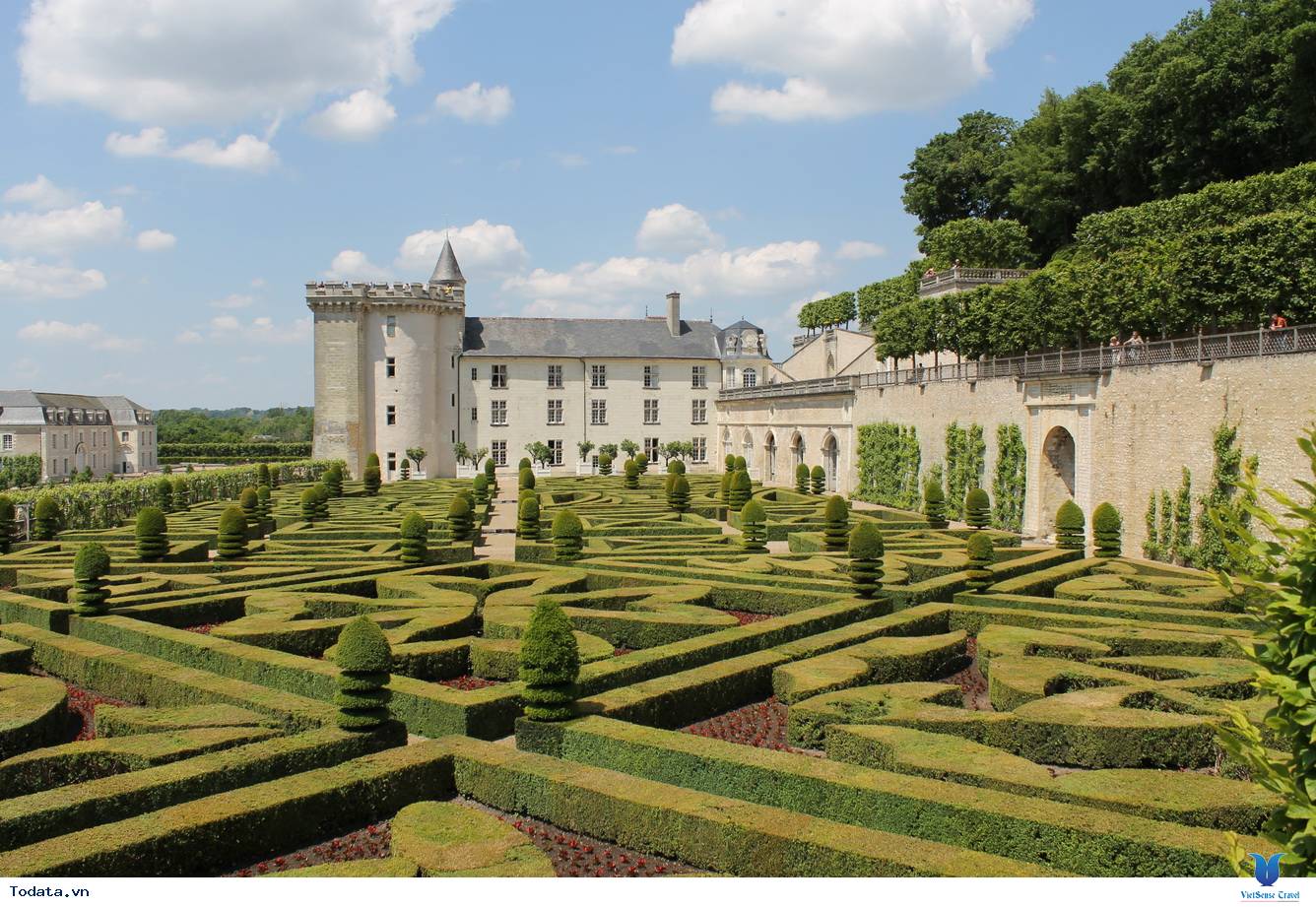 Thung lũng sông Loire huyền bí - Ảnh 1