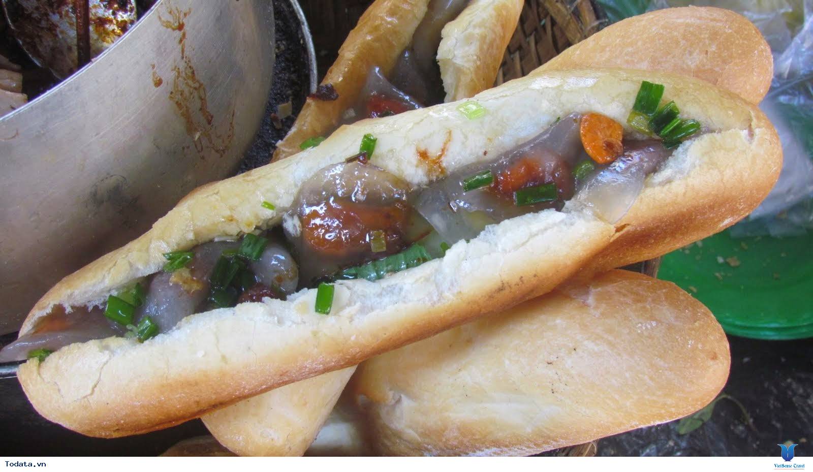 Thưởng Thức Bánh Mì Chuẩn Vị Huế - Ảnh 6 Thưởng Thức Bánh Mì Chuẩn Vị Huế - Ảnh 6